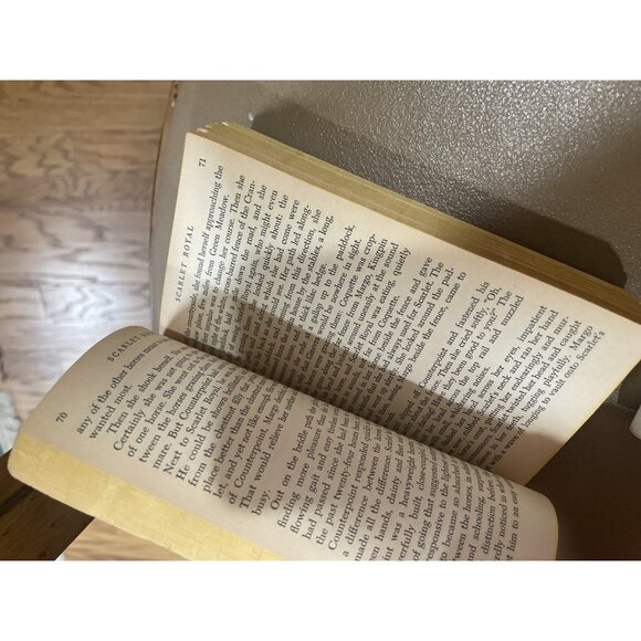 Scarlet Royal by Anne Emery 1967 Vintage - Picture 12 of 14